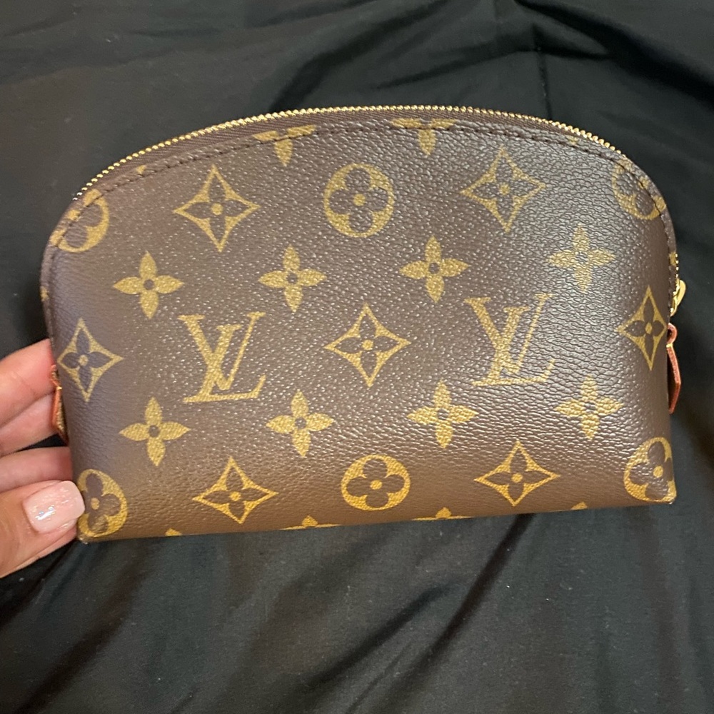 COPY - Louis Vuitton Cosmetic Pouch
